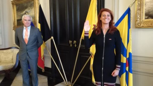 2020-10-12 00:00:00 - Ruth Vandenberghe legt eed af als burgemeester van Kortrijk