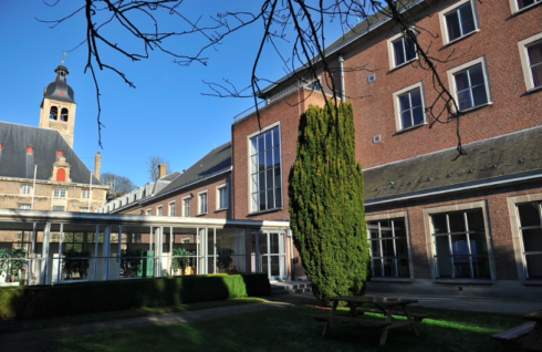 2021-03-20 00:00:00 - Alwéér: 15 studenten Europacollege betrapt op lockdownfeestje