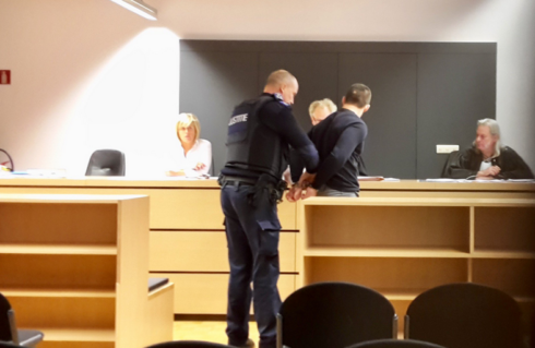 2016-10-10 00:00:00 - Schutter Dadizele veroordeeld voor cannabishandel
