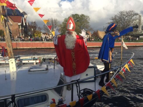2017-11-05 00:00:00 - Kortrijk verwelkomt Sinterklaas