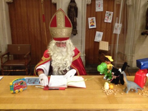 2020-11-11 00:00:00 - Sint-Maarten groet de kinderen digitaal