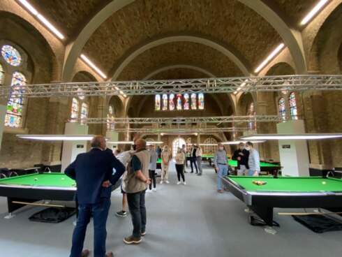 2021-06-28 00:00:00 - Zin in een partijtje snooker in een kapel?