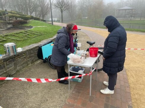 2020-11-29 00:00:00 - Traditie van soepbedeling verder gezet