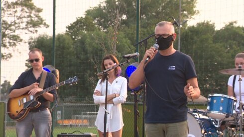 2020-08-13 00:00:00 - De Leest steunt actie "Sound of silence"
