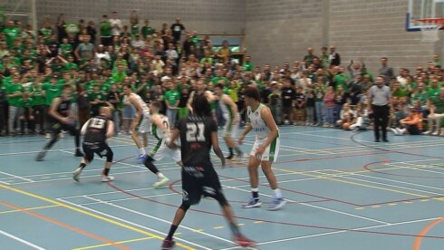 2022-05-30 00:00:00 - Kortrijk Spurs grijpt naast titel
