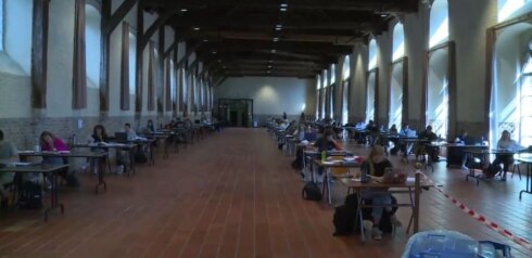2020-11-23 00:00:00 - Samen studeren zal allicht weer kunnen