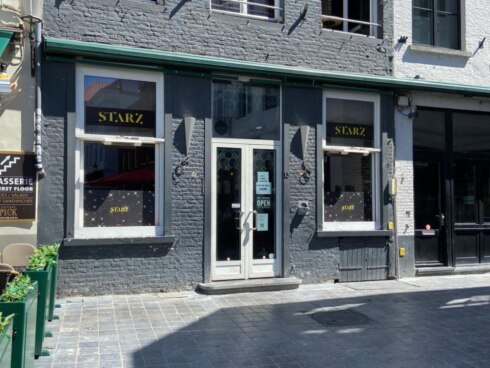 2020-07-31 00:00:00 - Café in Brugge op burgemeestersbevel dicht
