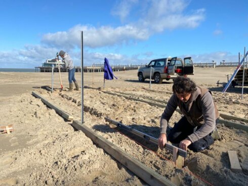2021-03-15 00:00:00 - Opbouw strandbars begonnen in Blankenberge