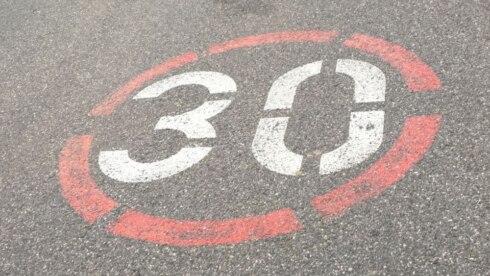 2023-02-13 00:00:00 - Zone 30 in Lauwe werkt: fors minder ongevallen