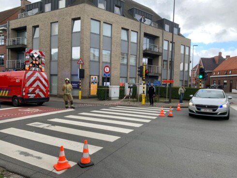2021-10-12 00:00:00 - Tielt: Gewapende man overmeesterd, hij wordt verdacht van poging moord