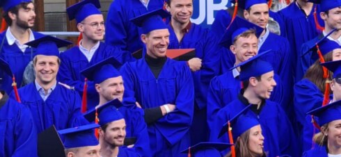 2021-10-05 00:00:00 - Eén dag na geploeter in Roubaix haalt Tim Declercq z'n diploma op