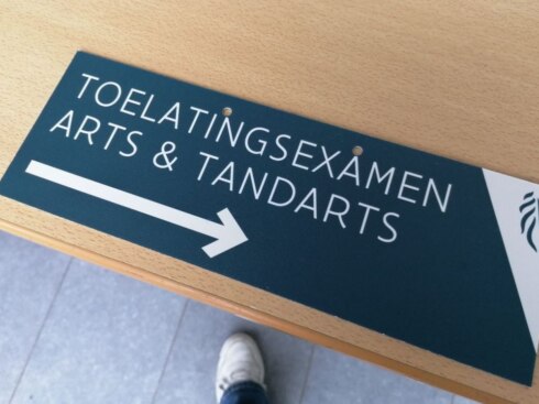 2020-08-25 00:00:00 - Toelatingsproef voor arts op 100 locaties in Vlaanderen