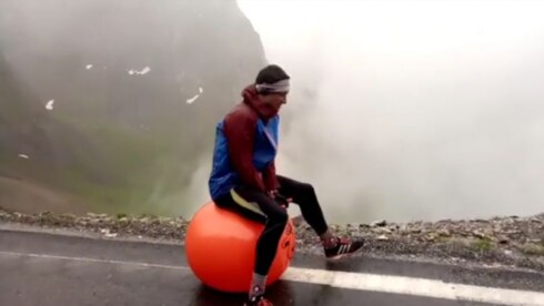 2020-06-15 00:00:00 - Ieperling beklimt Tourmalet op een springbal