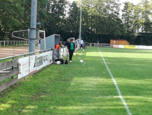2017-09-17 00:00:00 - Eerste vrouwelijke trainer voor KFC Marke