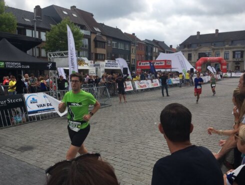 2017-08-15 00:00:00 - Sofie Hooghe tweede op BK kwarttriatlon in Izegem