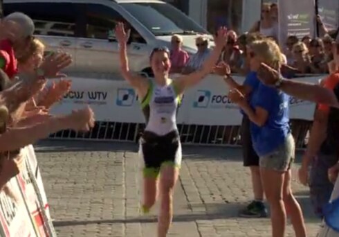2016-08-15 00:00:00 - Sofie Hooghe Belgisch kampioene kwarttriatlon