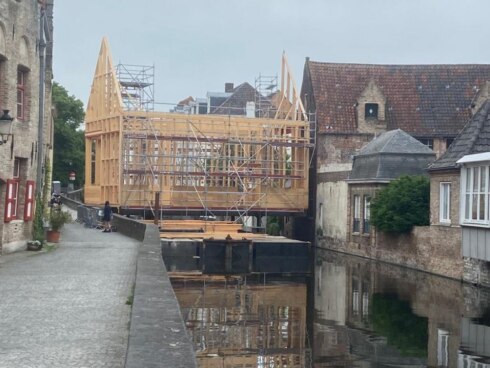 2021-06-11 00:00:00 - Bouw paviljoen Triënnale Brugge loopt vertraging op
