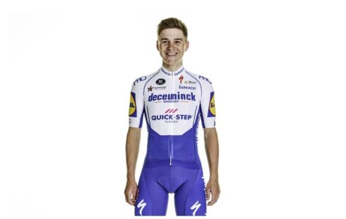 2019-12-13 00:00:00 - Evenepoel showt nieuwe outfit Deceuninck-Quick-Step