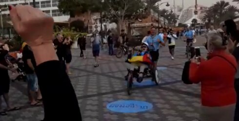 2020-03-06 00:00:00 - Ultrakid bereikt meet op loodzware triatlon in Israël