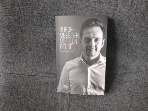 2019-03-27 00:00:00 - Burgemeester Staden maakt balans op in zijn boek