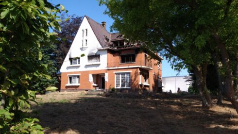 2020-06-23 00:00:00 - Onbekenden stichten brand in villa Sint Denijs