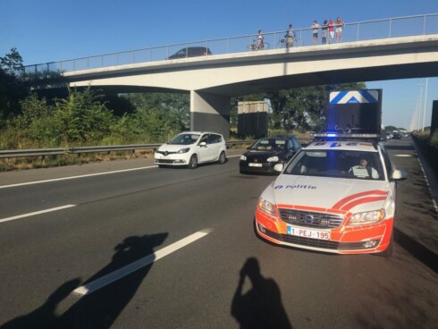 2018-08-06 00:00:00 - Autodief overleden na aanrijding op snelweg
