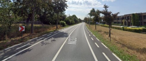 2023-08-27 00:00:00 - Autobestuurder (53) overleeft klap tegen boom niet