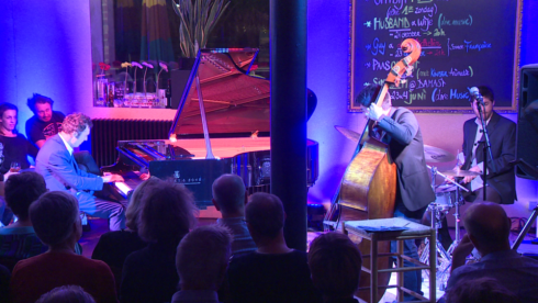 2016-10-06 00:00:00 - Authentieke jazzmuziek van Jasper Huysentruyt