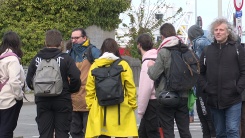 2023-04-24 00:00:00 - Noordzeetop: Fransen protesteren in Oostende tegen beleid Macron
