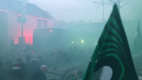 2018-03-10 00:00:00 - Cercle supporters kleuren Jan Breydel groen en zwart