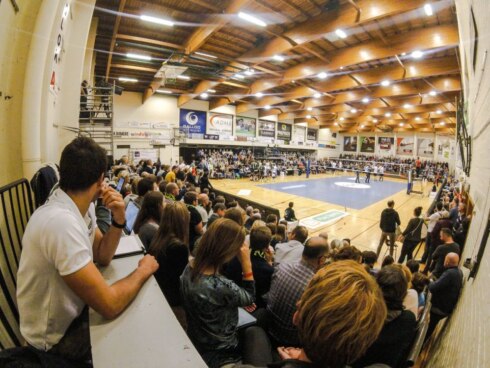 2017-11-11 00:00:00 - Volley Menen pakt scalp van Knack Roeselare