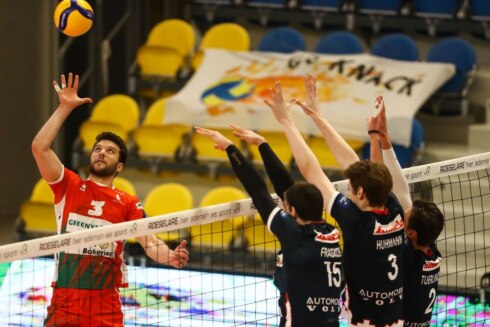 2021-04-08 00:00:00 - Roeselare brengt stand in finale in evenwicht