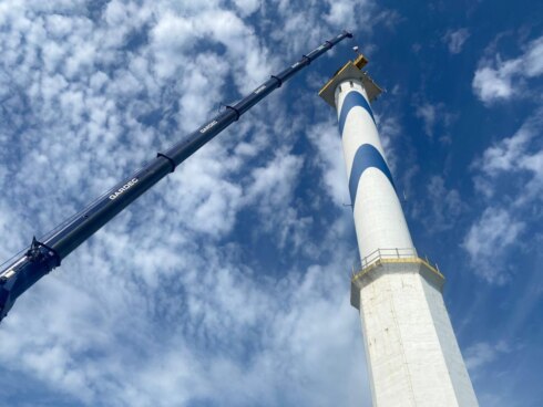 2022-05-17 00:00:00 - Schade aan Oostendse vuurtoren wordt hersteld, licht even minder fel