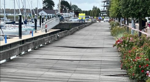 2023-07-14 00:00:00 - Promenade in Nieuwpoort beschadigd door gewicht brandweerwagen