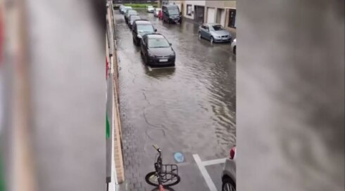 2021-06-28 00:00:00 - Hevige wolkbreuken doen Oostende onder water lopen