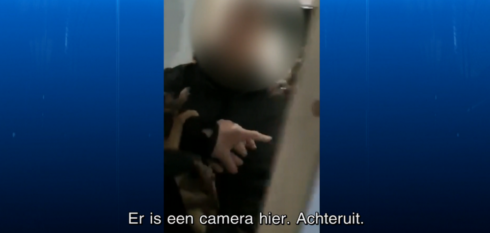 2019-12-05 00:00:00 - Politie neemt nogal kordaat jongen weg bij mama