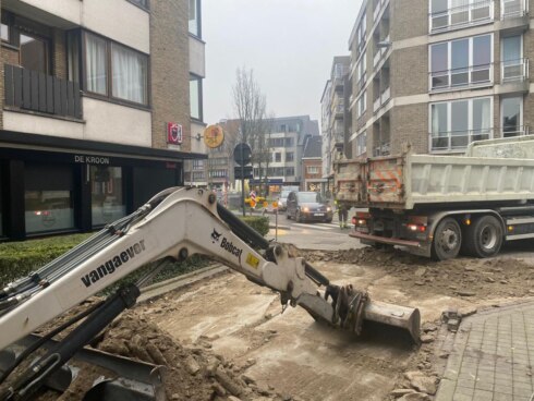 2020-11-30 00:00:00 - Gevaarlijke kruispunten Gistel worden veiliger