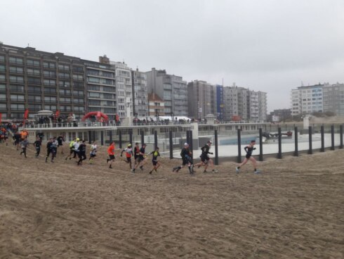 2017-12-03 00:00:00 - Kevin Van Hoovels nieuwe King of the Beach