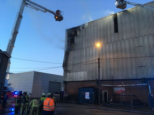 2018-02-10 00:00:00 - Uitslaande brand bij Sidegro in Roeselare