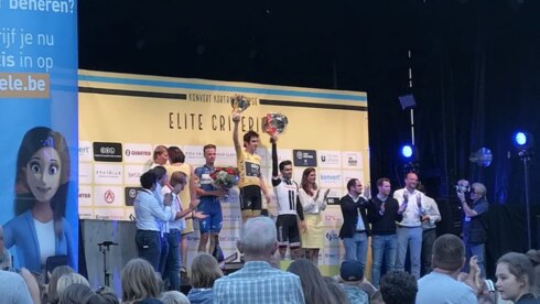 2018-08-17 00:00:00 - Gele trui Thomas wint Kortrijk Koerse