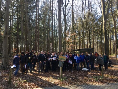 2019-03-24 00:00:00 - Actie tegen bomenkap in natuurdomein Ryckevelde