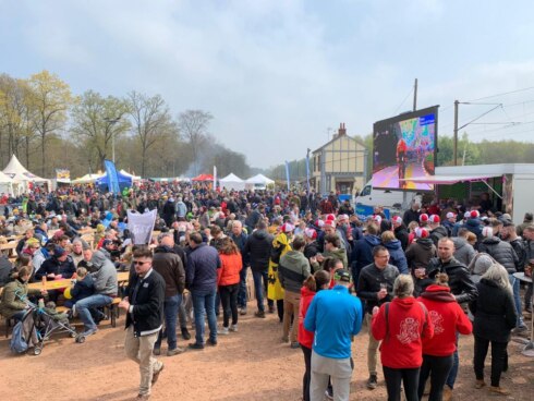 2019-04-14 00:00:00 - West-Vlamingen maken sfeer in het bos van Wallers