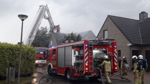 2019-07-20 00:00:00 - Blikseminslag op villa in Veurne