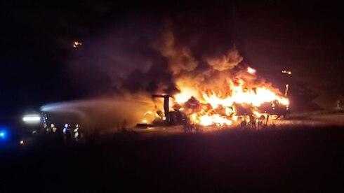 2019-10-03 00:00:00 - Vuurzee door brandende vrachtwagen E403
