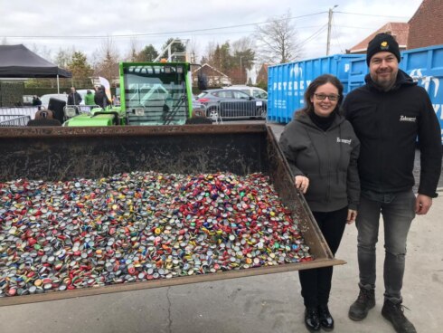 2019-12-21 00:00:00 - 20 ton kroonkurken levert 3000 euro op