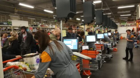 2020-03-12 00:00:00 - Corona: Mensen hamsteren, al is dat niet nodig