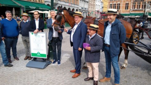 2020-06-20 00:00:00 - Halfuur voor drama opende De fauw nog paardenkoetsen