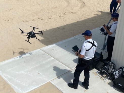 2020-07-19 00:00:00 - Oostende monitort drukte met camera's en drones