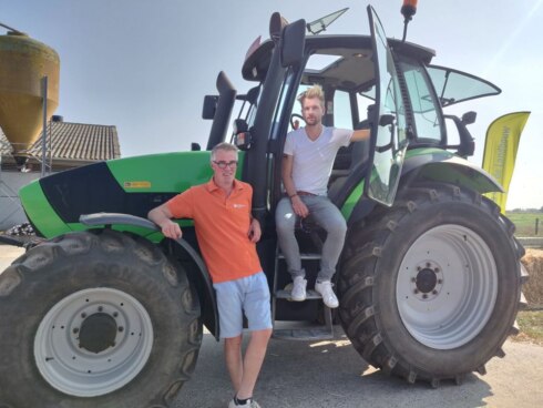 2020-09-19 00:00:00 - Ruben Van Gucht even landbouwer op Dag van de Landbouw