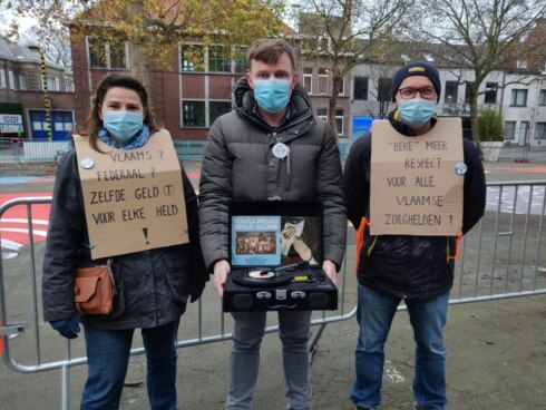 2020-11-21 00:00:00 - "Eén virus, één premie", zorgkundigen voeren actie
